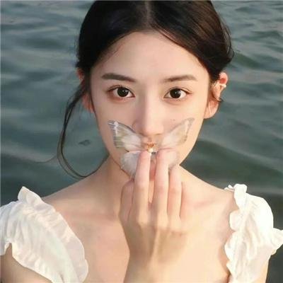 流浪汉与小灵精